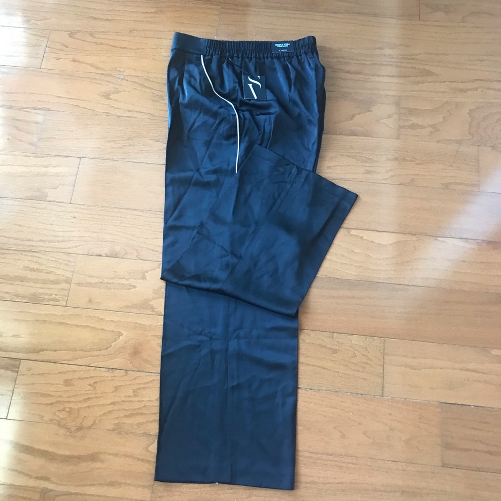 Simply Vera Wang Satin Tuxedo Style Pant